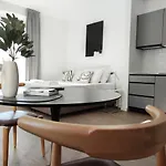 Nik Studio Apartments